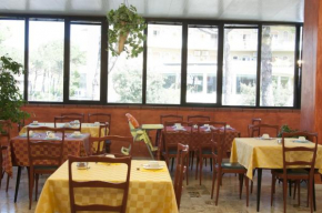 Гостиница Hotel Edelweiss  Червиа